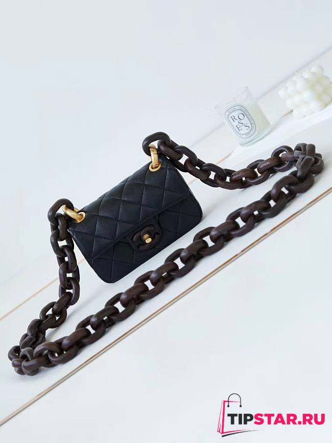 Chanel Mini Flap Métiers d'art Black Bags 18cm - 1