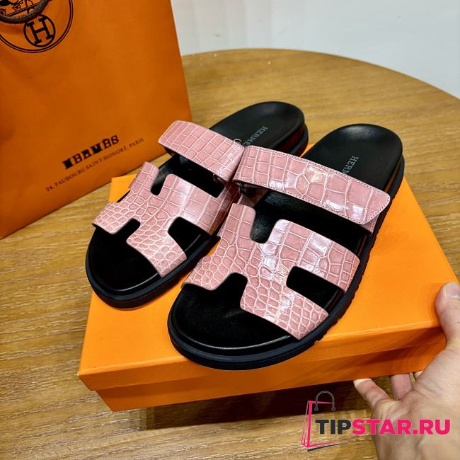 Hermes pink crocodile leather shoes - 1