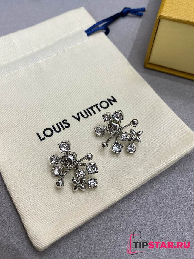 LV  flower earrings - 1