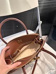 Miu Miu Commuter Essential Bag 28X16 CM - 6