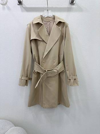 Burberry Retro British style coat