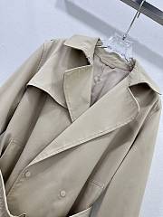 Burberry Retro British style coat - 6