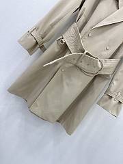 Burberry Retro British style coat - 5