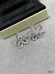 VCA full diamond flower earrings  - 3