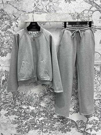 Set Dior classic D monogram sweater + drawstring casual pants