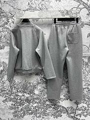 Set Dior classic D monogram sweater + drawstring casual pants - 2