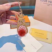 LV bunny keychain mink fur bunny tail - 3