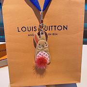 LV bunny keychain mink fur bunny tail - 2