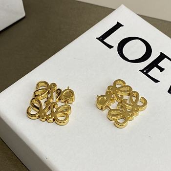 LOEWE carved diamond buckle earings 