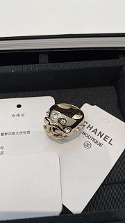 Chanel Light gold rhinestone double C glossy ring - 5