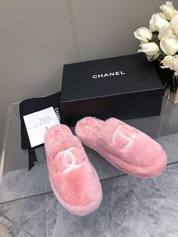 Chanel Super Warm Wool Pink Slippers