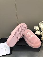 Chanel Super Warm Wool Pink Slippers - 4