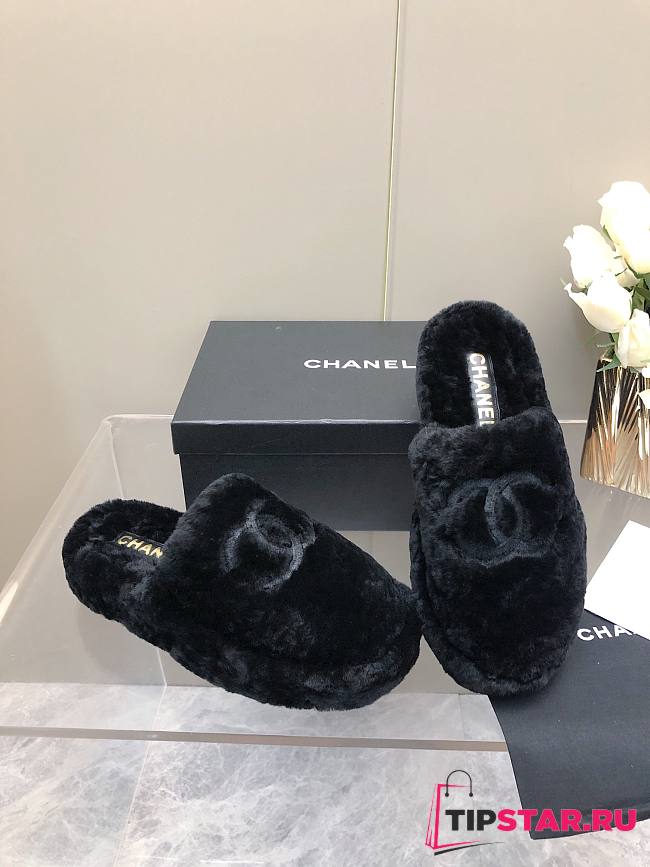 Chanel Super Warm Wool Black Slippers - 1