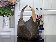 LV M11952 Presbyopia Slouchy Small Handbag 33 x 22 x 9 cm - 4