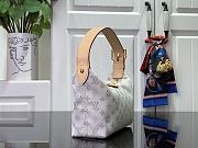 LV M12433 White Flower Hills Pochette Bag 18.5 x 11 x 6.5 cm - 4