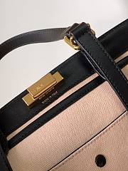 Fendi's latest double FF monogram peekaboo X-tote light pink 41-15.5-36cm - 2