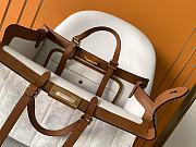 Fendi's latest double FF monogram peekaboo X-tote white 41-15.5-36cm - 3