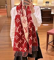 Louis Vuitton's hottest red and white scarf - 1