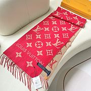 Louis Vuitton's hottest red and white scarf - 4