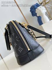 LV Alma BB handbag M12289 Black 17.5 x 11.5 cm - 5