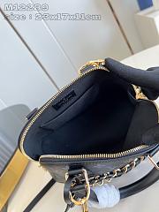 LV Alma BB handbag M12289 Black 17.5 x 11.5 cm - 2