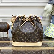 LV M40818 NOE BB HANDLE BAG 27*27*21cm - 1