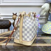 LV NOE BB Handbag N41220 White Check 24*15*22CM - 3