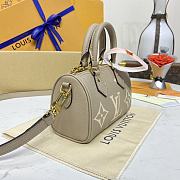 LV Nano Speedy Handbag M82890 Grey 16*10*7.5cm - 3