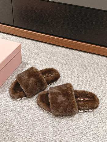 Miu Miu Fur Brown Slippers 