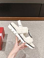 Roger Vivier Wool White Slippers - 5