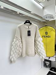 Fendi lazy large beige sweater - 1