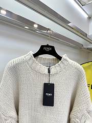 Fendi lazy large beige sweater - 5