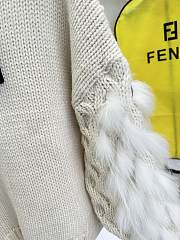 Fendi lazy large beige sweater - 4