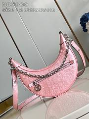 LV round zipper pull loop pink handbag 23 x 13 x 6 cm - 1