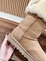 UGG middle-buckle brown boots  - 2