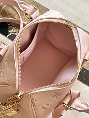 LV Speedy Bandouliere 20 Handbag Light Pink 20.5 × 13.5 × 12 cm - 2