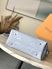 LV M46673 Light Blue Small CarryAll Handbag 29.5 × 24 × 12 cm - 3