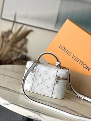 LV M11298 Flower Ring White Vanity Pouch Handbag 19 × 11.5 × 6.5 cm - 3