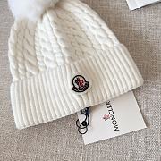 Moncler wool knitted warm knitted white hat - 4