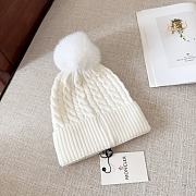 Moncler wool knitted warm knitted white hat - 3