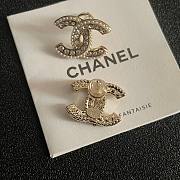 Chanel vintage letter earrings  - 3