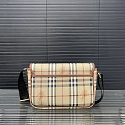 Burberry  flap messenger bag 22 x 16 cm - 6