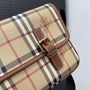 Burberry  flap messenger bag 22 x 16 cm - 2