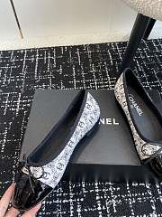 Chanel 24ss classic bow round head ballet black and white shoes  - 5