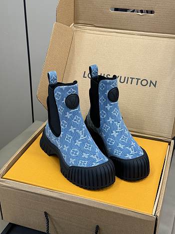 LV classic shell bottom ankle denim boots