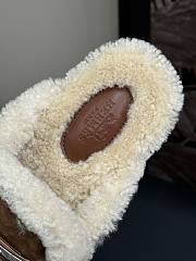 Hermes kelly brown fur half-slippers - 2