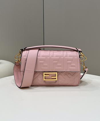 Fendi Baguette Medium Light Pink Bag 26×5×15cm