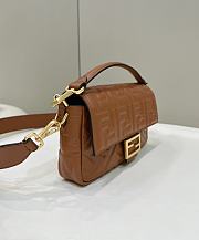 Fendi Baguette Medium Brown Bag 26×5×13cm - 4