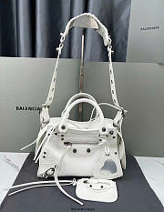 Balenciaga Neo Cagole City Small Handbag in white Arena lambskin 33x20.8x13.5cm - 1