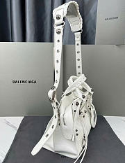 Balenciaga Neo Cagole City Small Handbag in white Arena lambskin 33x20.8x13.5cm - 3